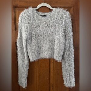 Forever 21 Gray Fuzzy Cropped Sweater